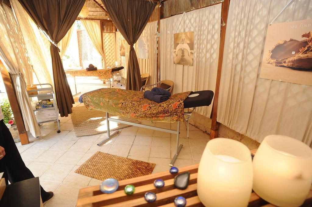 Fortina Spa Resort Sliema Exteriér fotografie A massage room at a spa