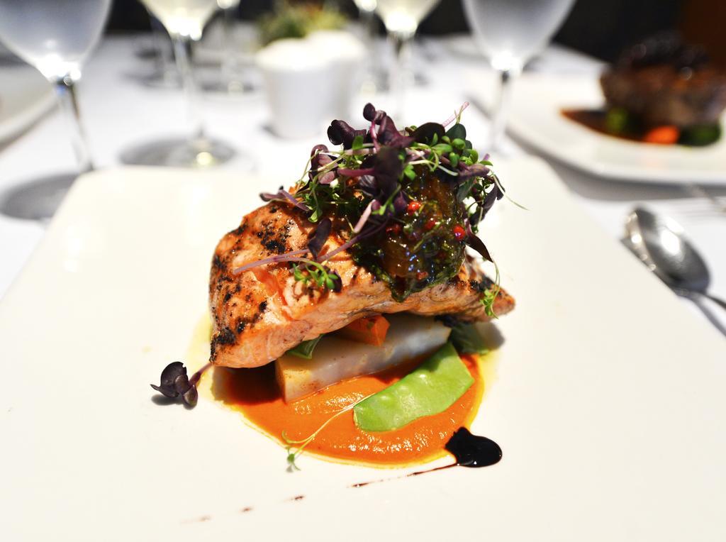 Fortina Spa Resort Sliema Exteriér fotografie Salmon prepared at the restaurant