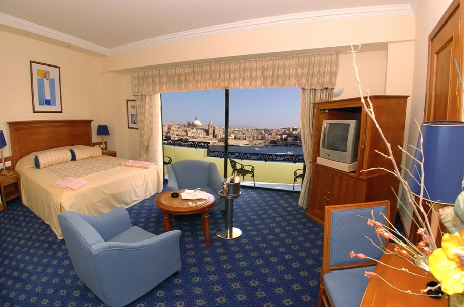 Fortina Spa Resort Sliema Pokoj fotografie A room at the Phoenicia
